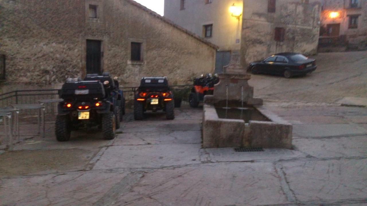 Hotel Rural Grado Del Pico Luaran gambar